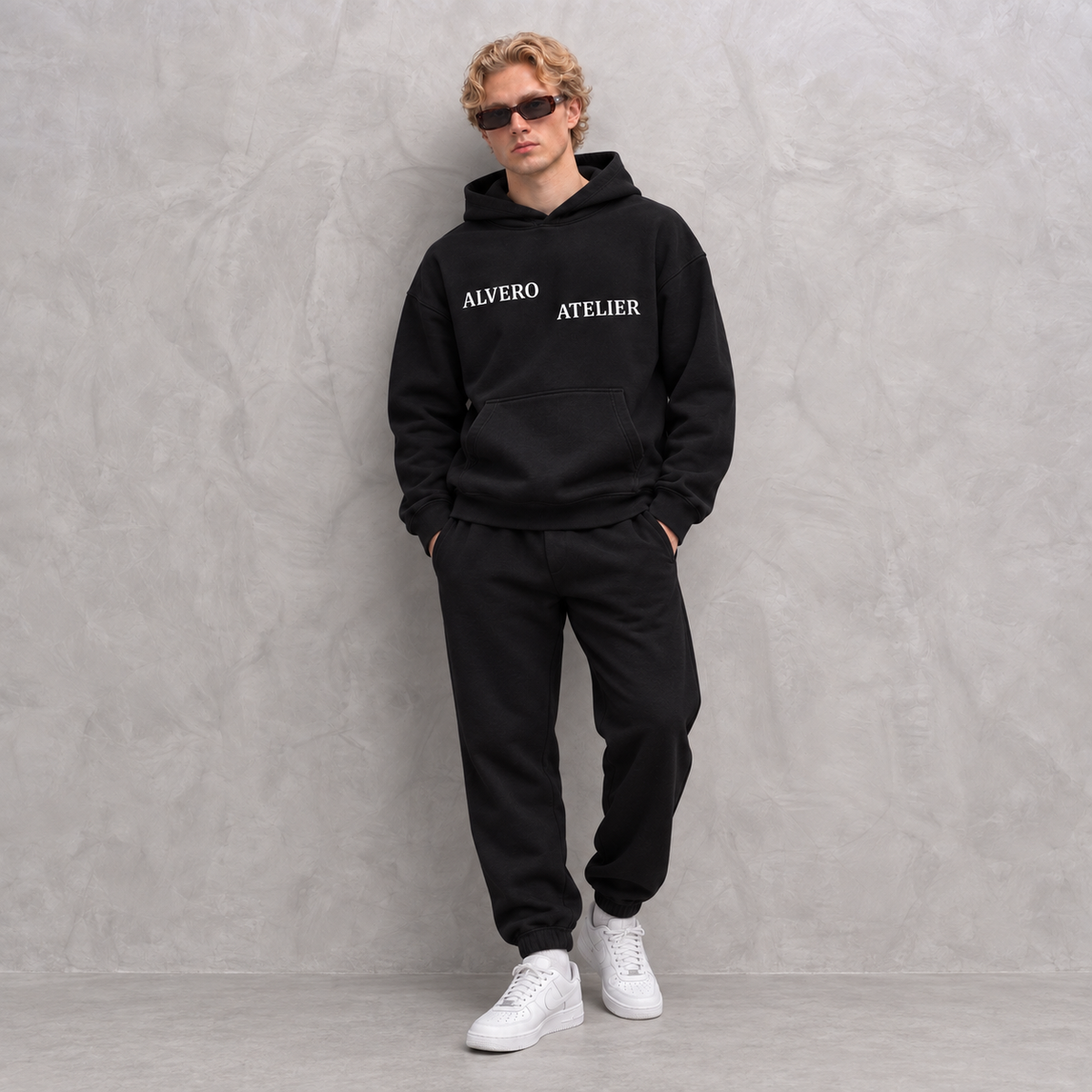 7054 HOODIE SCHWARZ