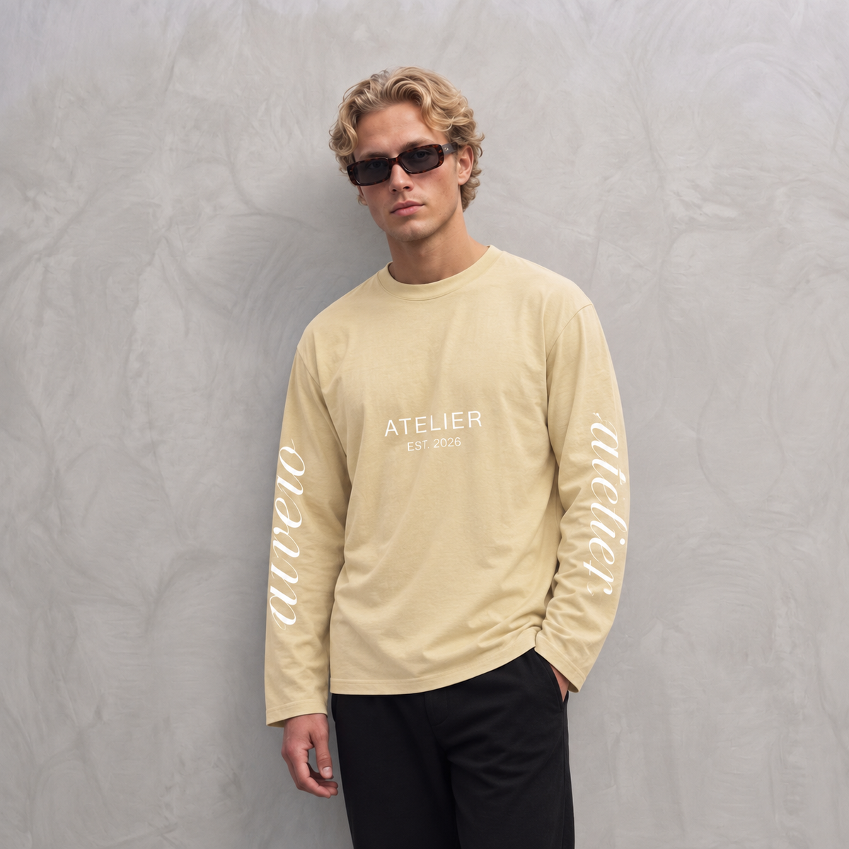 9033 LONGSLEEVE LICHTGEEL